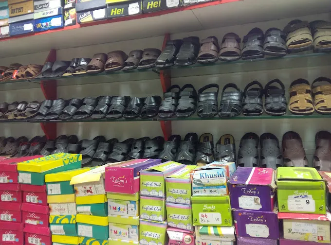 Sky Walk Shoe Shop